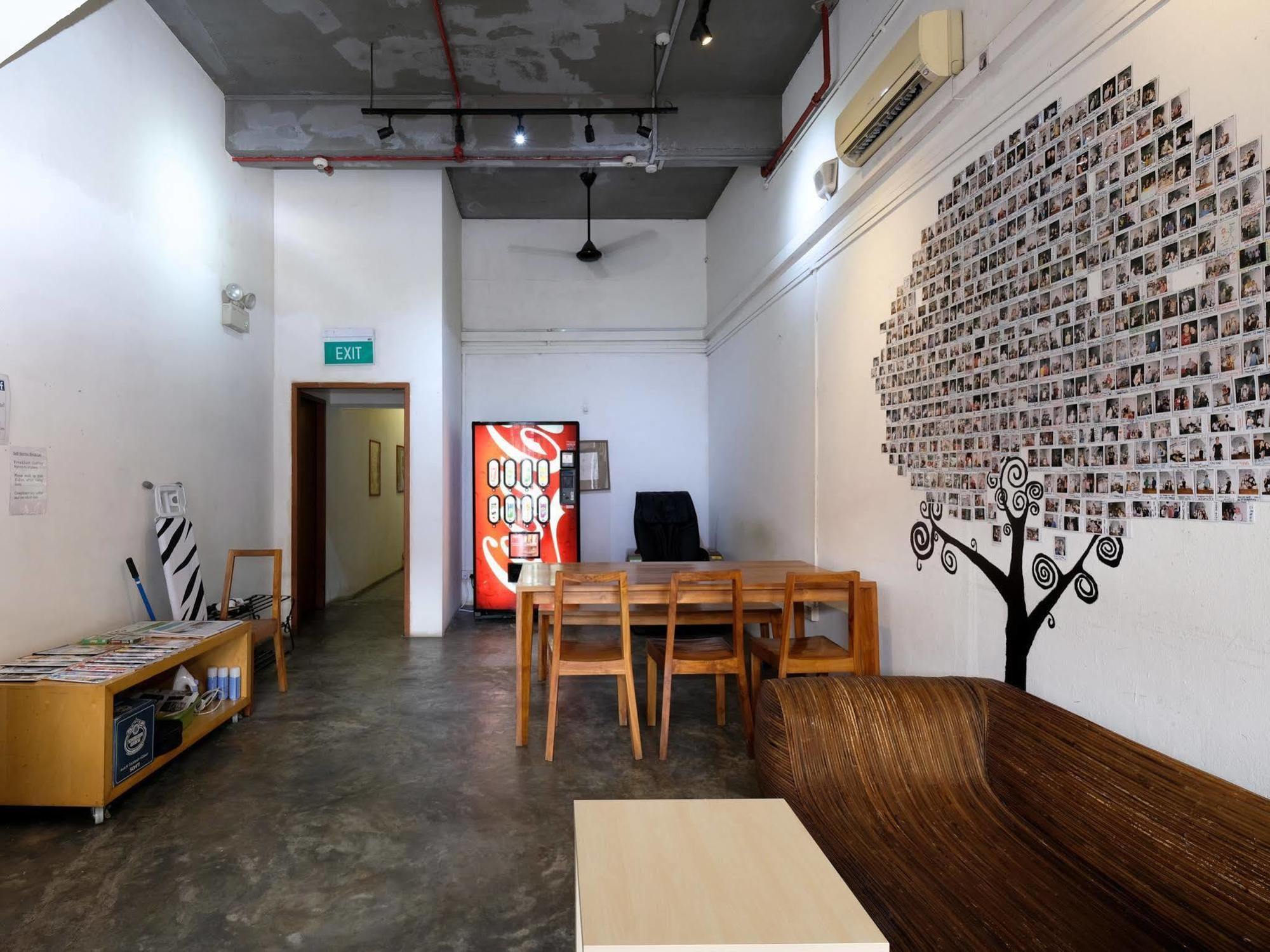 Gap Year Hostel Singapore Exterior foto