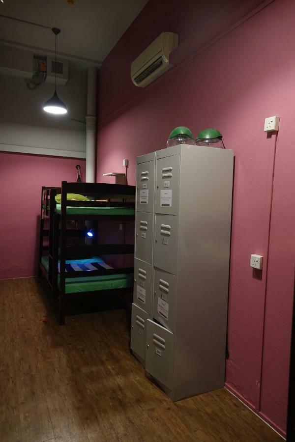 Gap Year Hostel Singapore Exterior foto