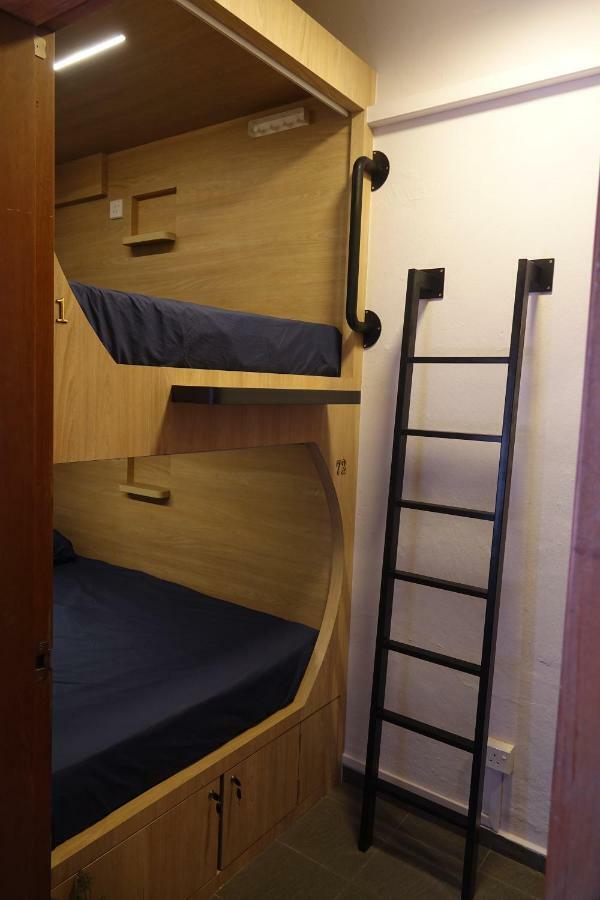 Gap Year Hostel Singapore Exterior foto